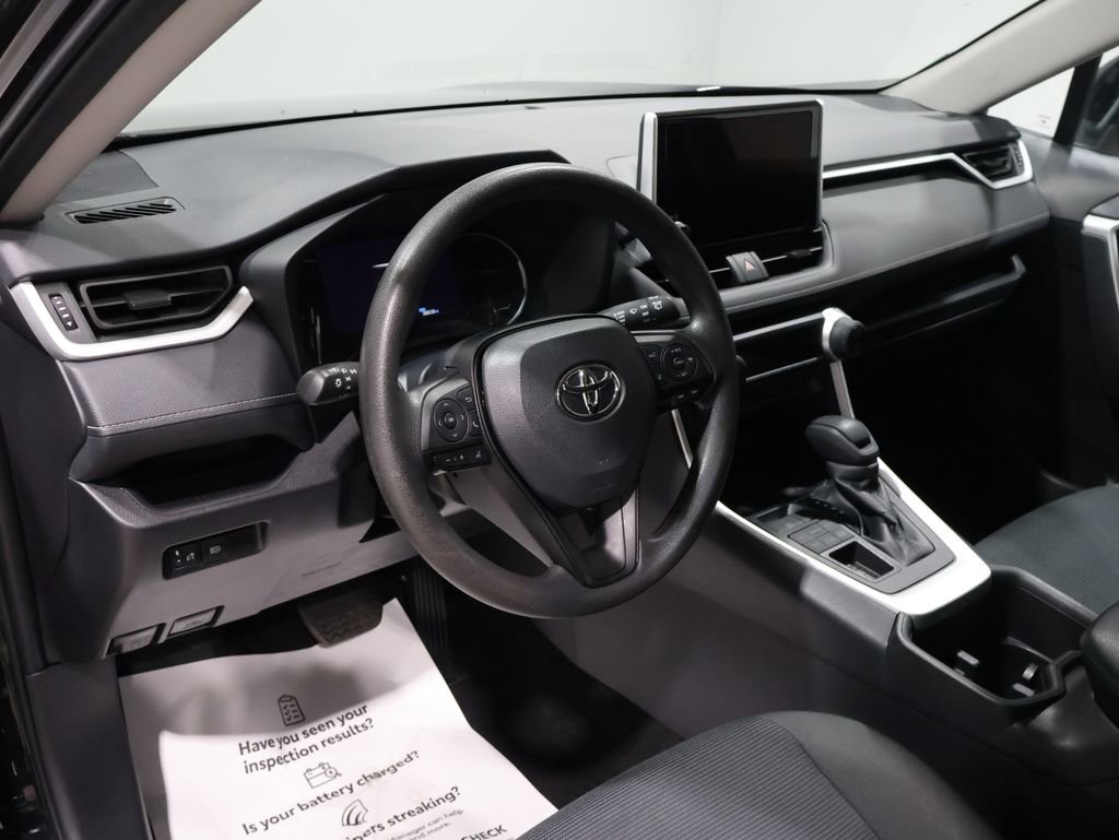 Used 2024 Toyota RAV4 LE image 15