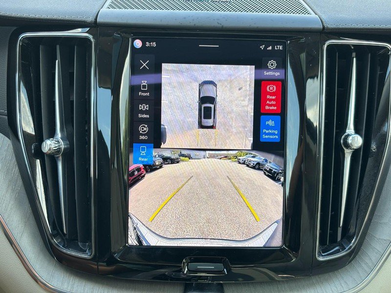 Used 2024 Volvo XC60 B5 Ultimate w/ Protection Package Premier AWD/4WD image 19