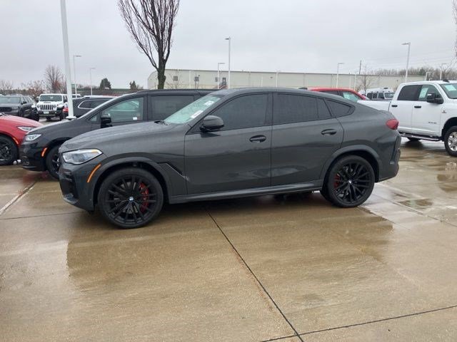 Used 2022 BMW X6 M50i w/ Executive Package image 1