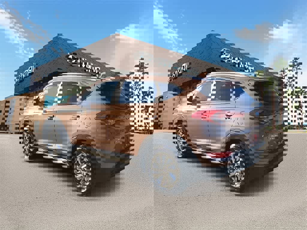 Used 2017 Hyundai Tucson SE Plus image 2