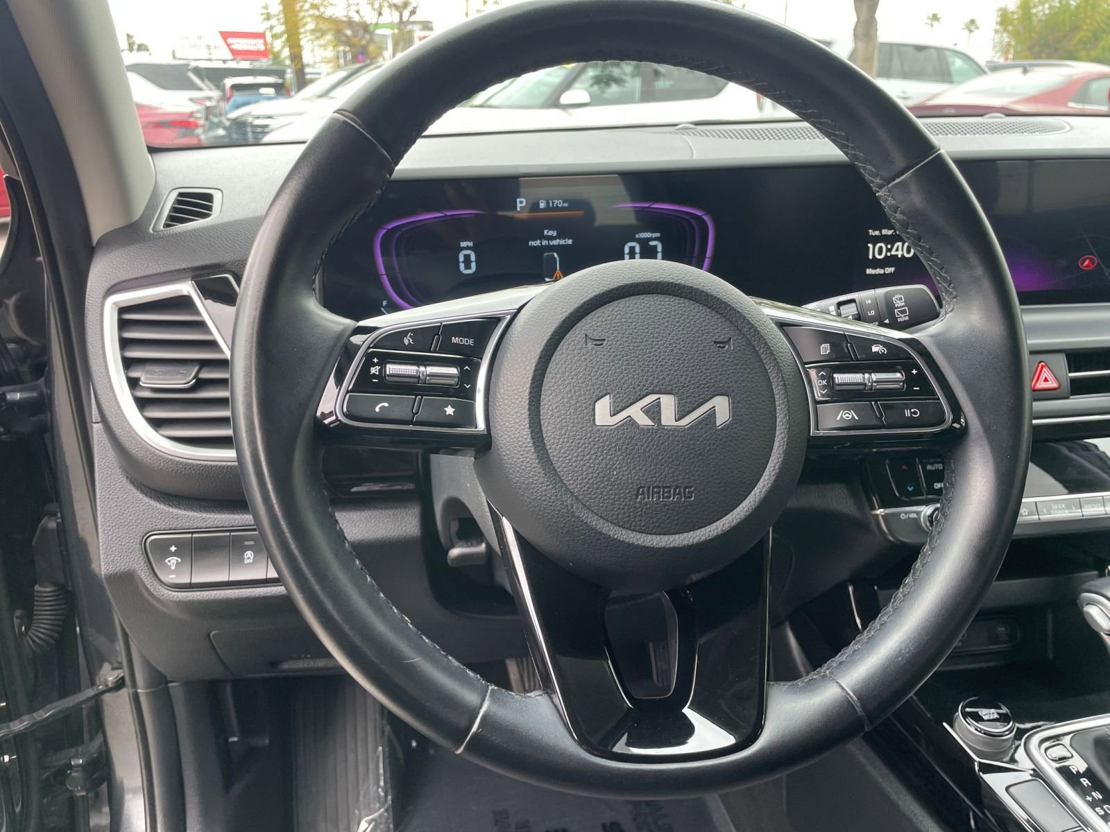 Used 2025 Kia Seltos S image 30