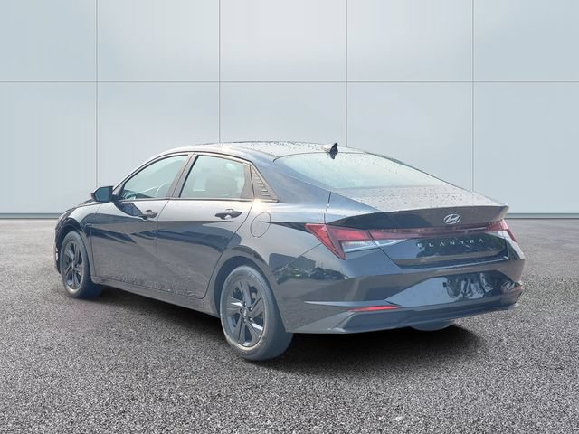 Used 2023 Hyundai Elantra SEL FWD image 6