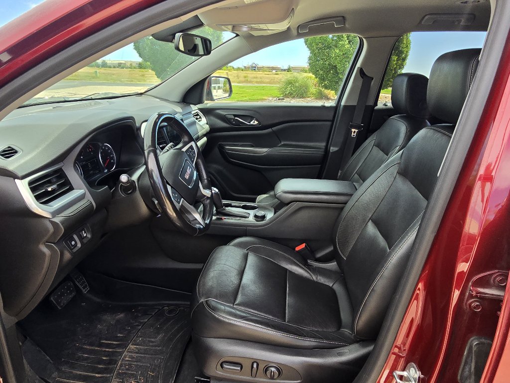 Used 2018 GMC Acadia SLT AWD/4WD image 13