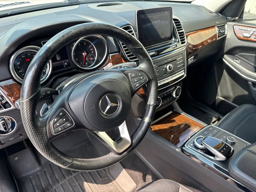 Used 2018 Mercedes-Benz GLS 550 4MATIC image 22