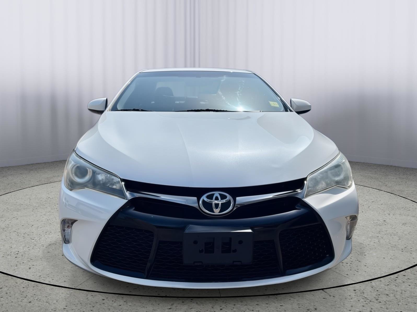 Used 2017 Toyota Camry SE FWD image 31