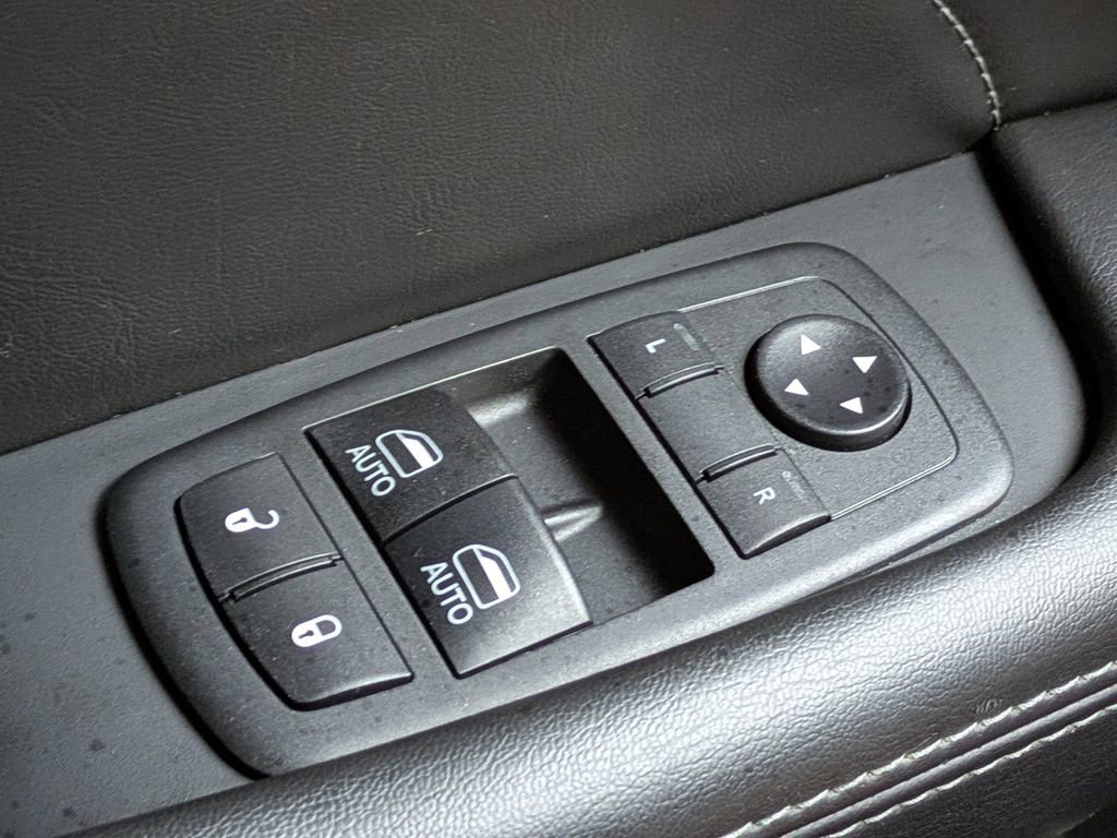 Used 2019 Dodge Challenger R/T Scat Pack image 23
