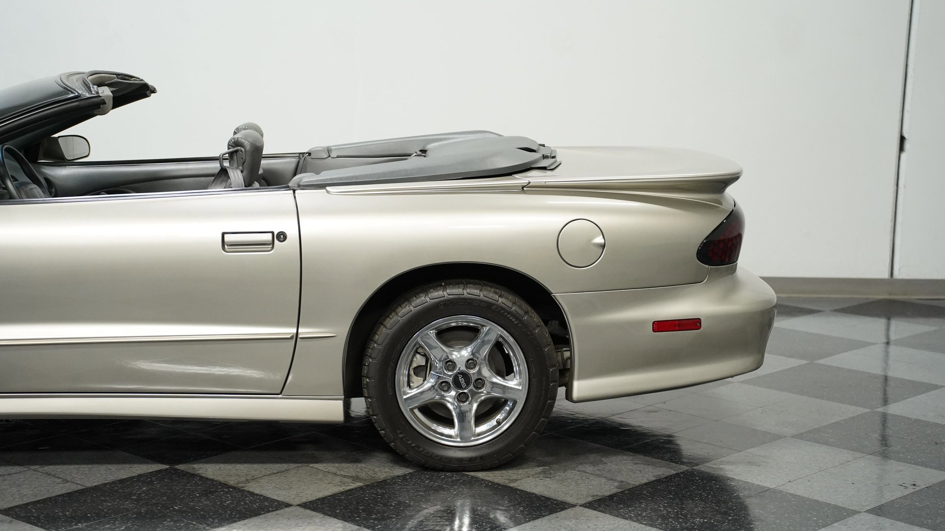 Used 1999 Pontiac Firebird Trans Am image 20