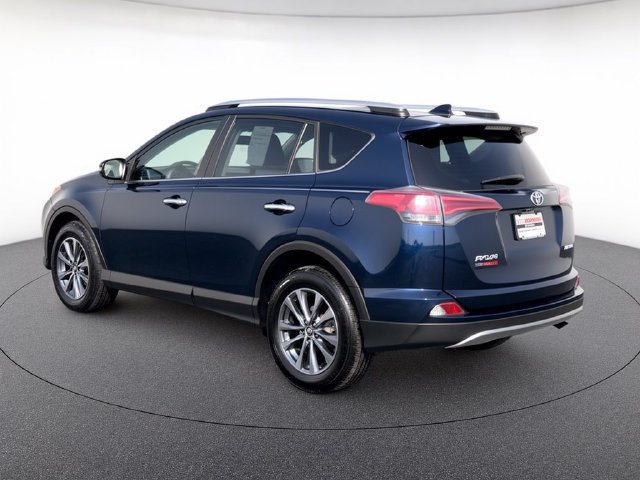 Used 2017 Toyota RAV4 Limited FWD image 3