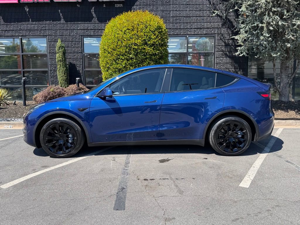 Used 2021 Tesla Model Y Long Range AWD/4WD image 10