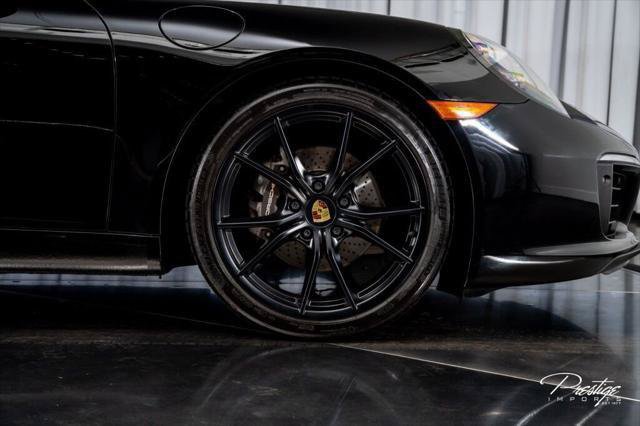Used 2019 Porsche 911 Carrera RWD image 17
