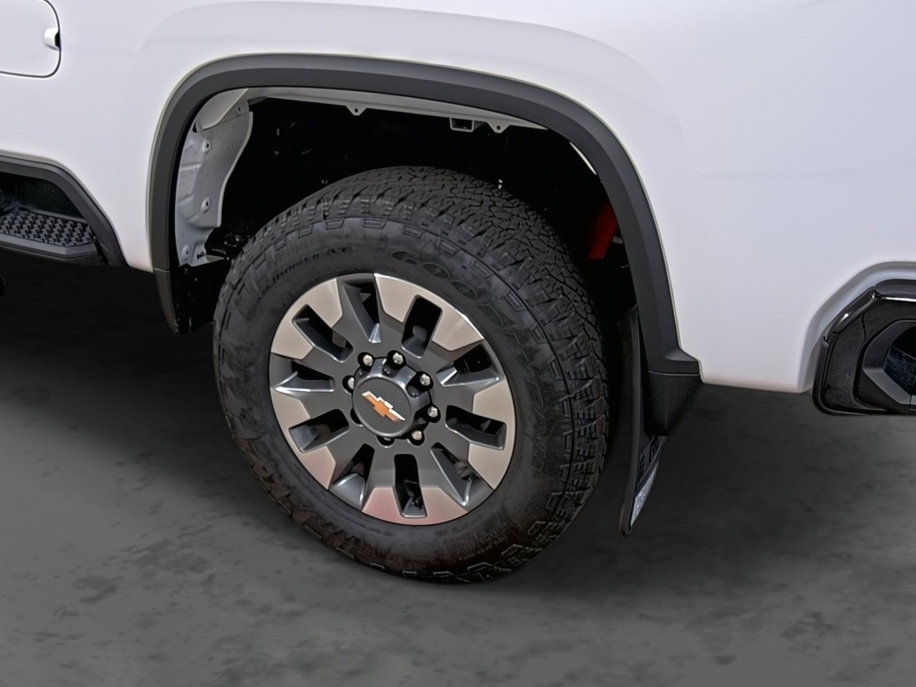 Used 2024 Chevrolet Silverado 2500 Custom w/ Custom Convenience Package image 9