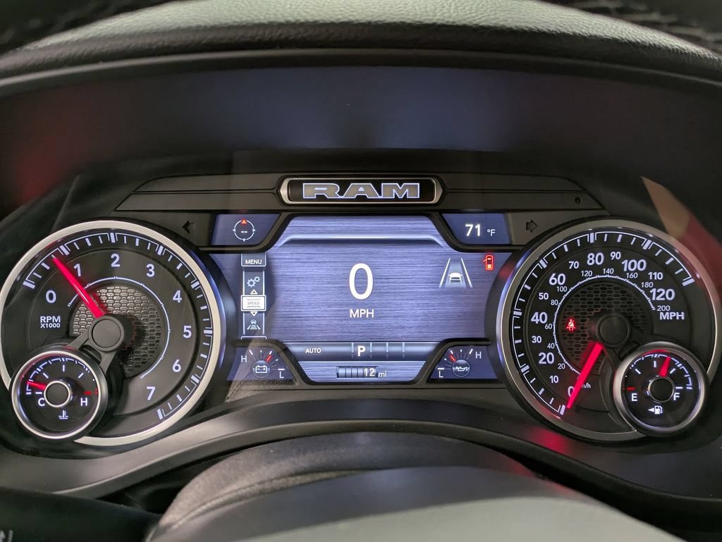 Used 2026 RAM 1500 Big Horn AWD/4WD image 16