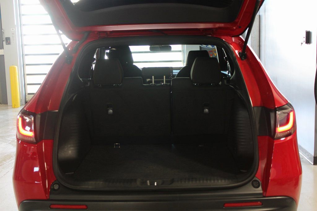 Used 2025 Honda HR-V Sport image 42