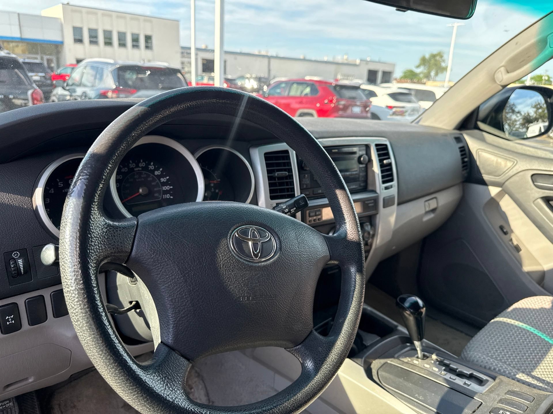 Used 2006 Toyota 4Runner SR5 AWD/4WD image 18