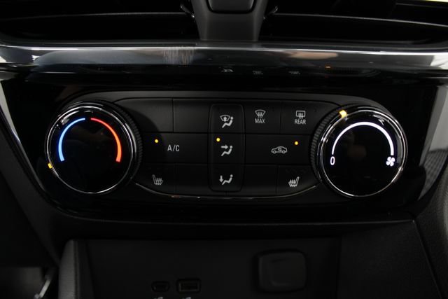 New 2026 Buick Encore GX Sport Touring FWD image 7