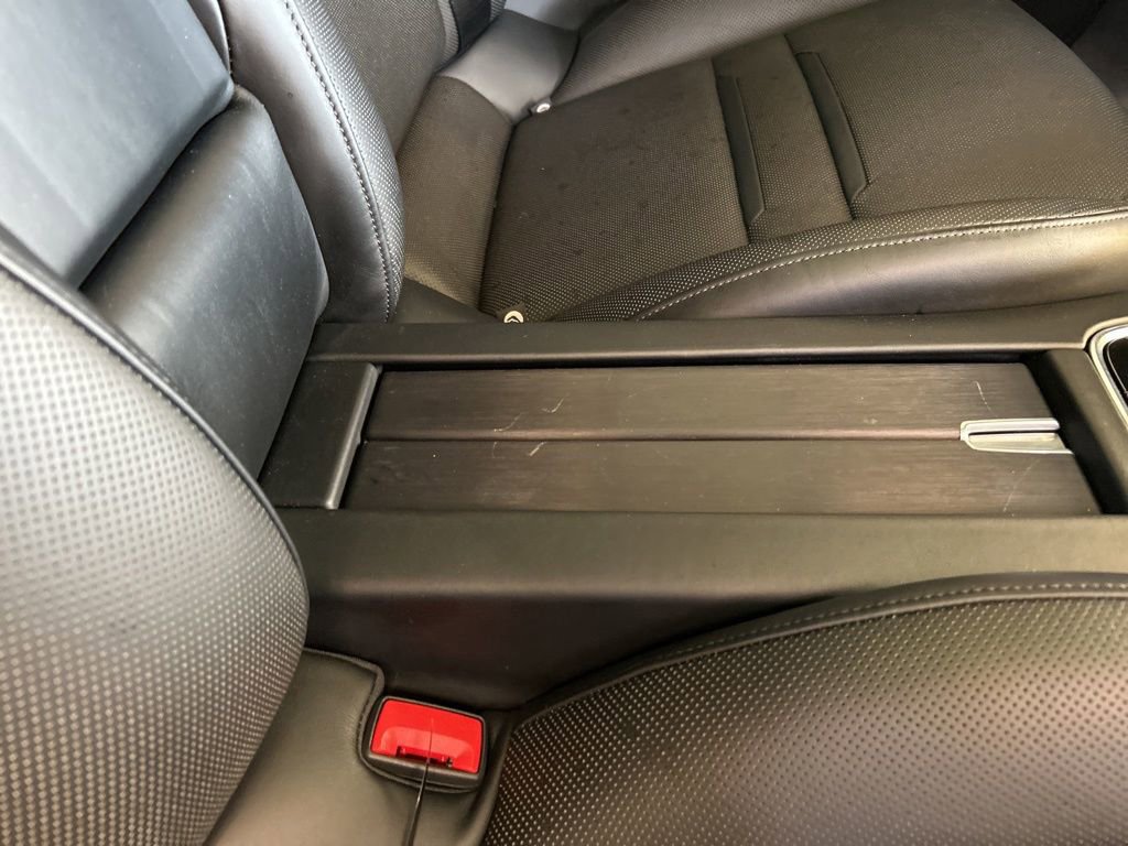 Used 2020 Porsche Panamera GTS image 32