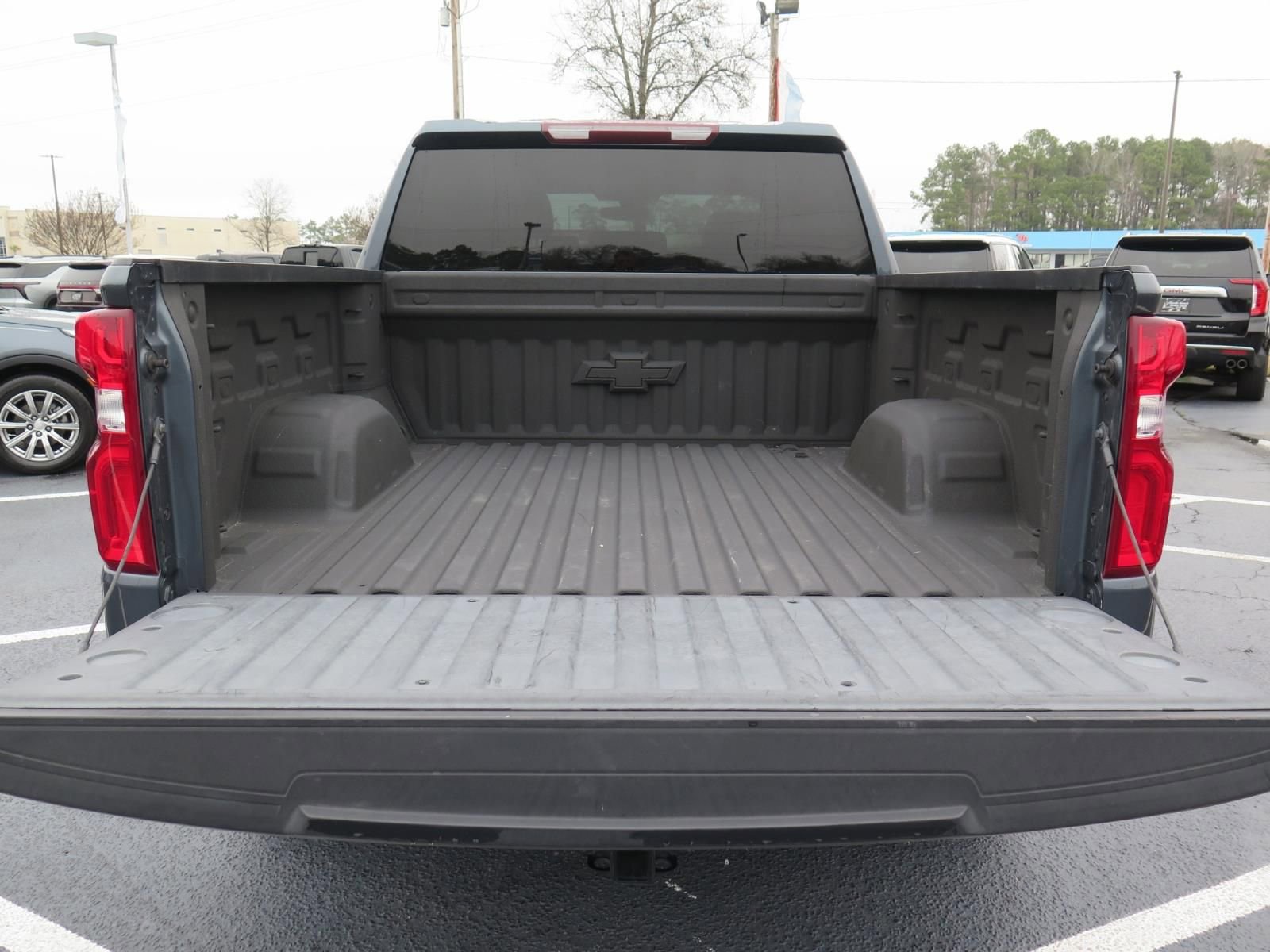 Used 2021 Chevrolet Silverado 1500 RST w/ Bed Protection Package image 17