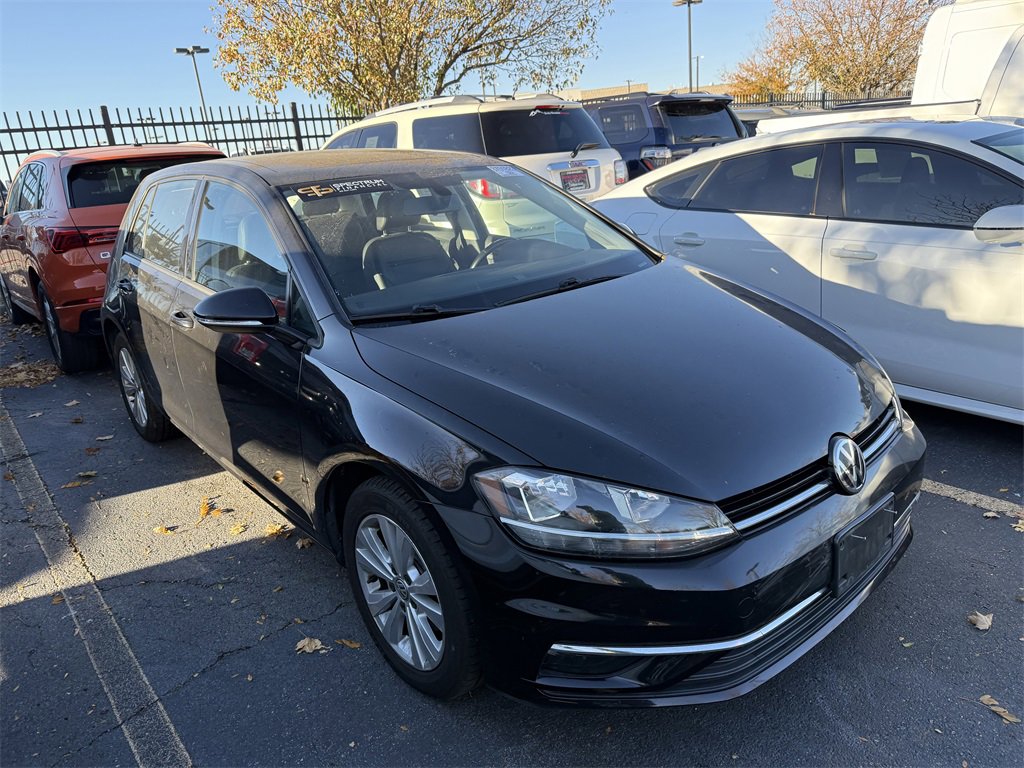 Used 2018 Volkswagen Golf SE