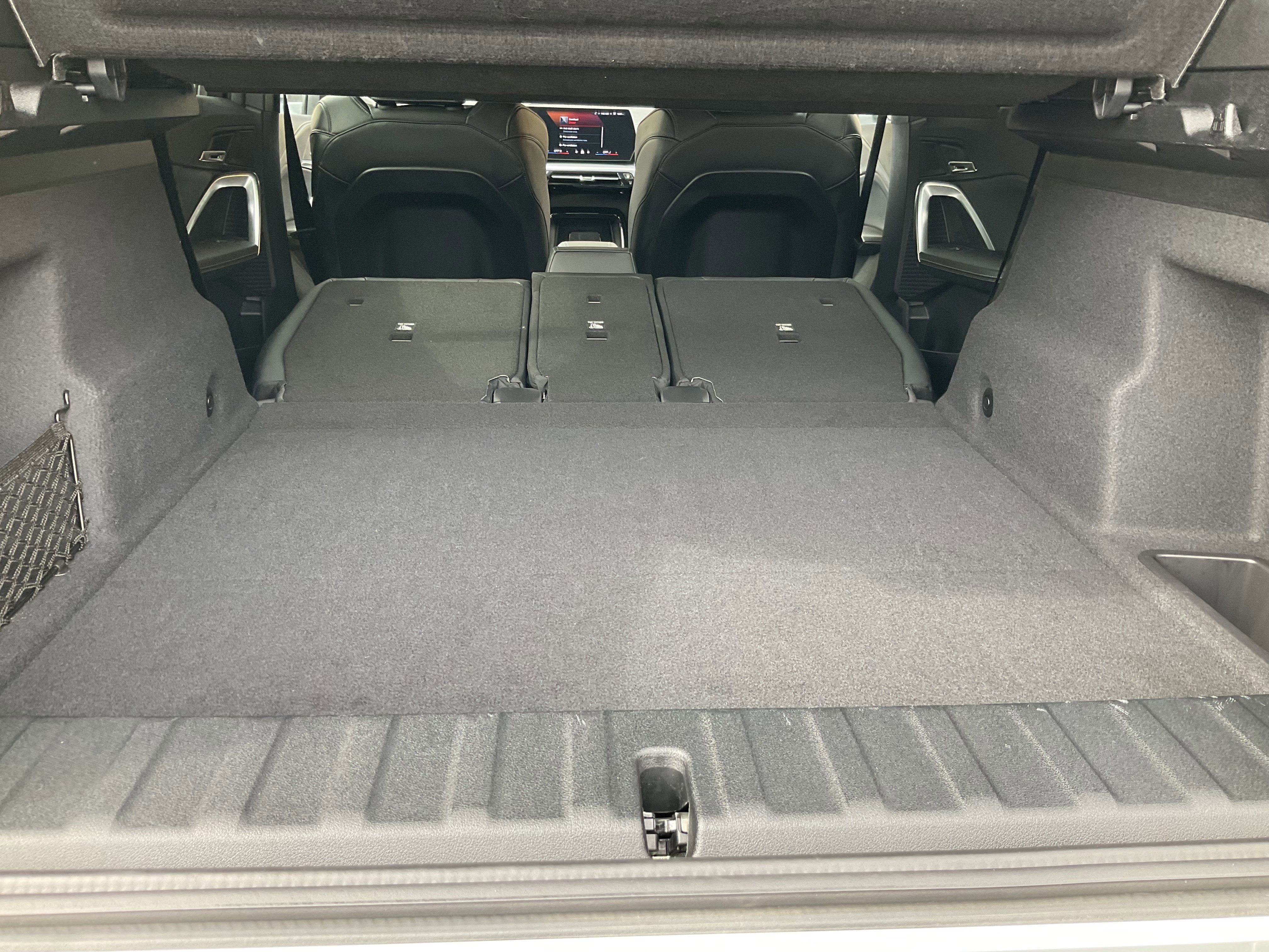 Used 2025 BMW X2 xDrive28i image 45