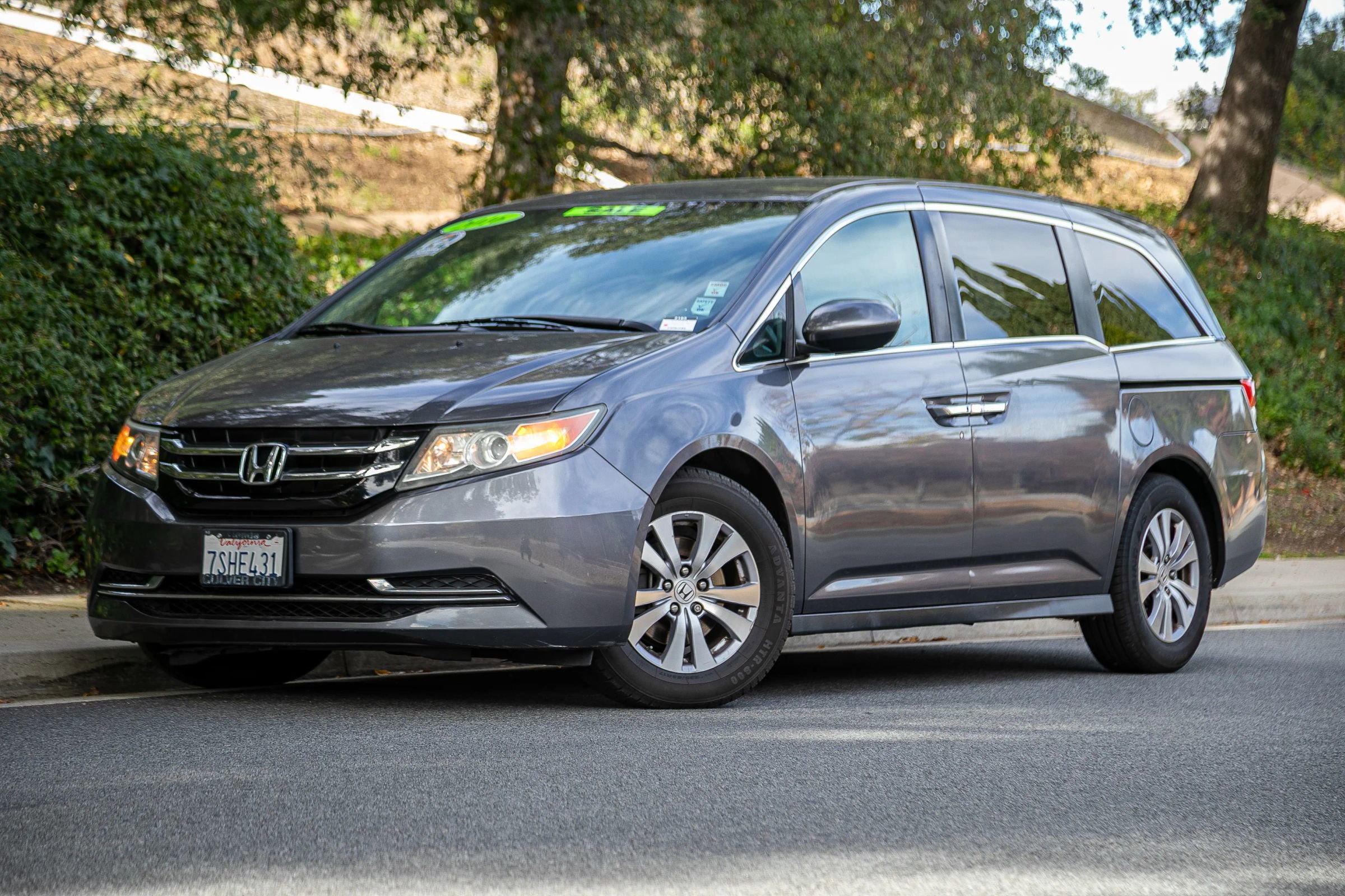 Used 2016 Honda Odyssey EX image 1