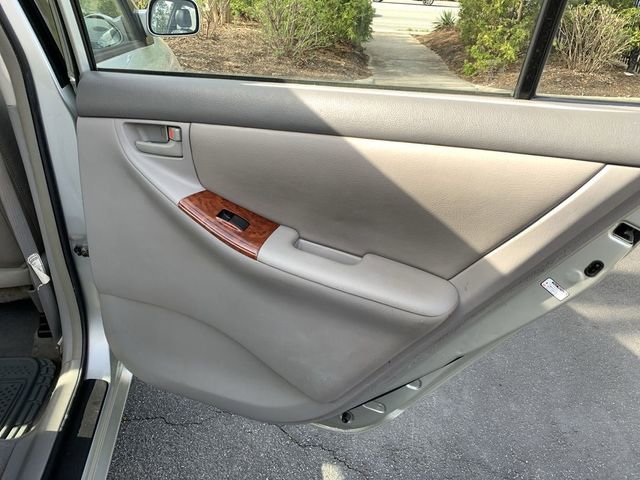 Used 2004 Toyota Corolla CE image 11