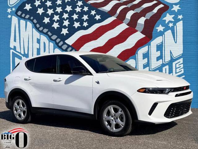 Certified 2025 Dodge Hornet GT w/ Cold Weather Group AWD/4WD image 1