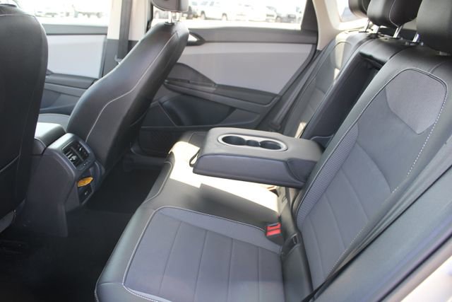Used 2023 Volkswagen Taos SE image 39