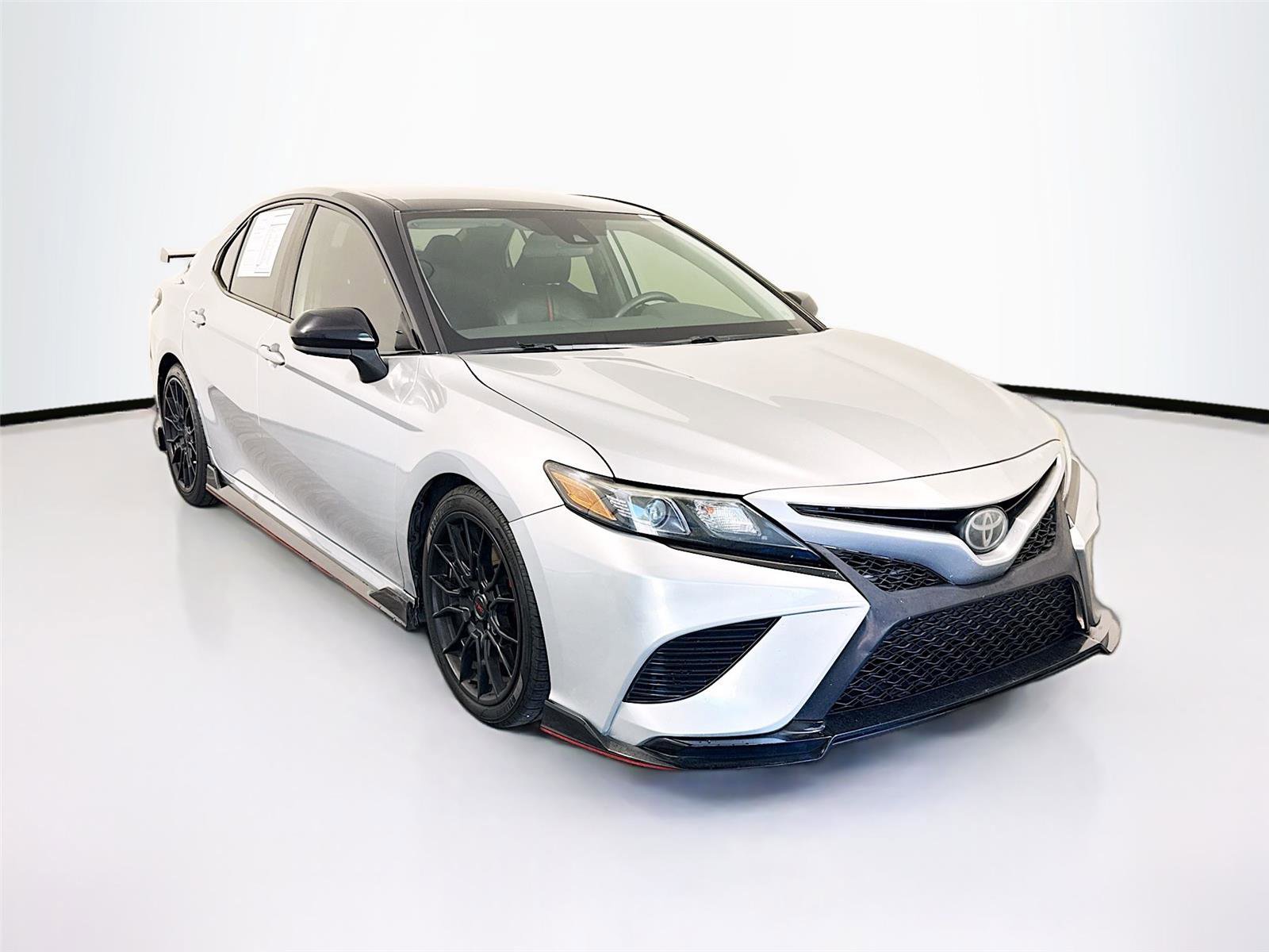 Used 2020 Toyota Camry TRD image 5