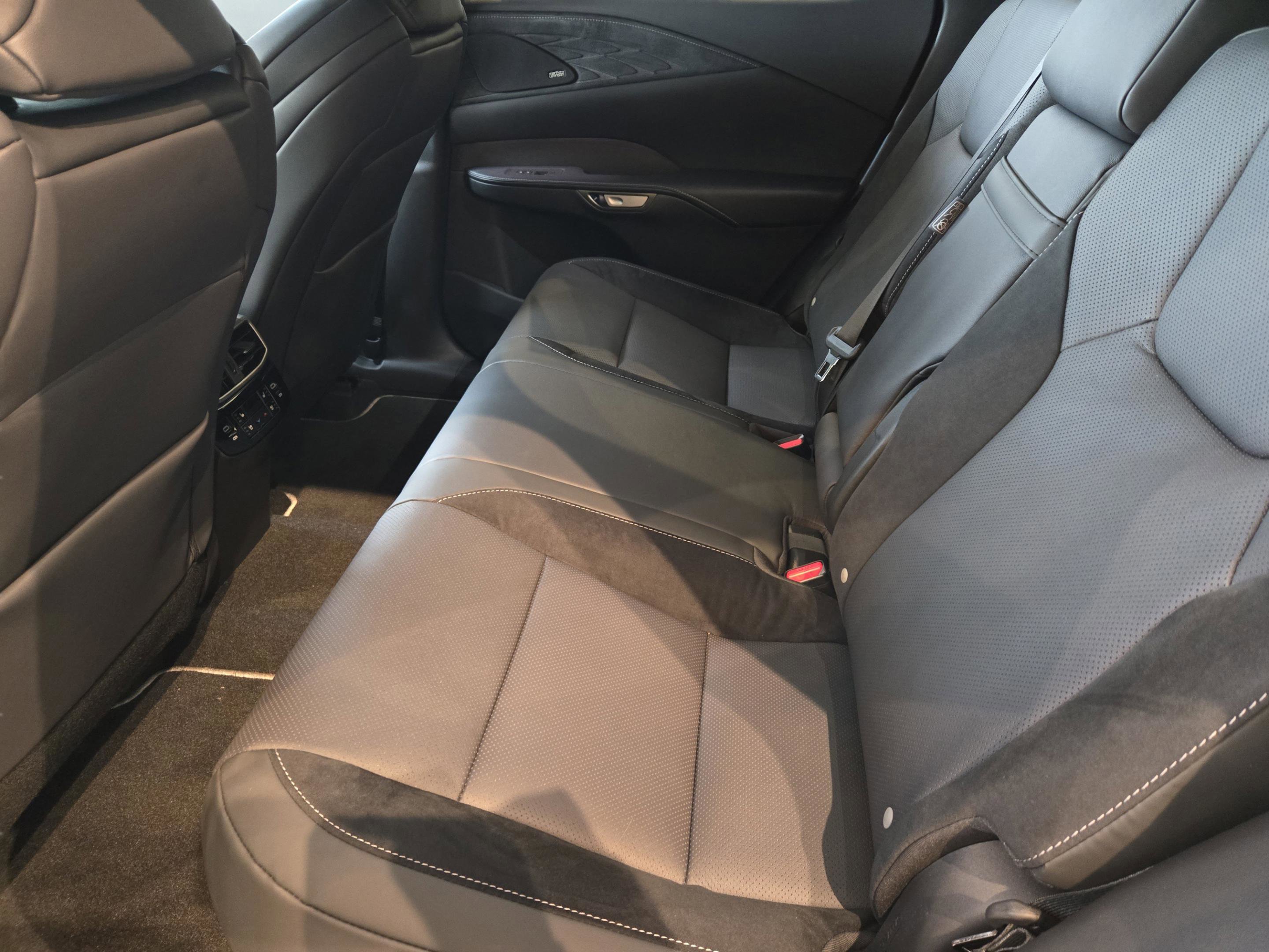 New 2026 Lexus RX 500h F Sport AWD/4WD image 17