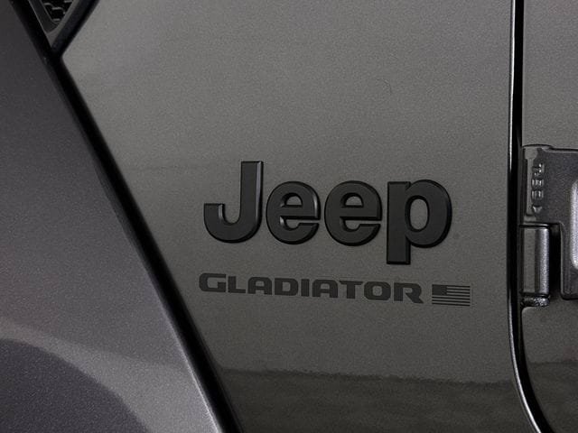 Used 2024 Jeep Gladiator Sport AWD/4WD image 33