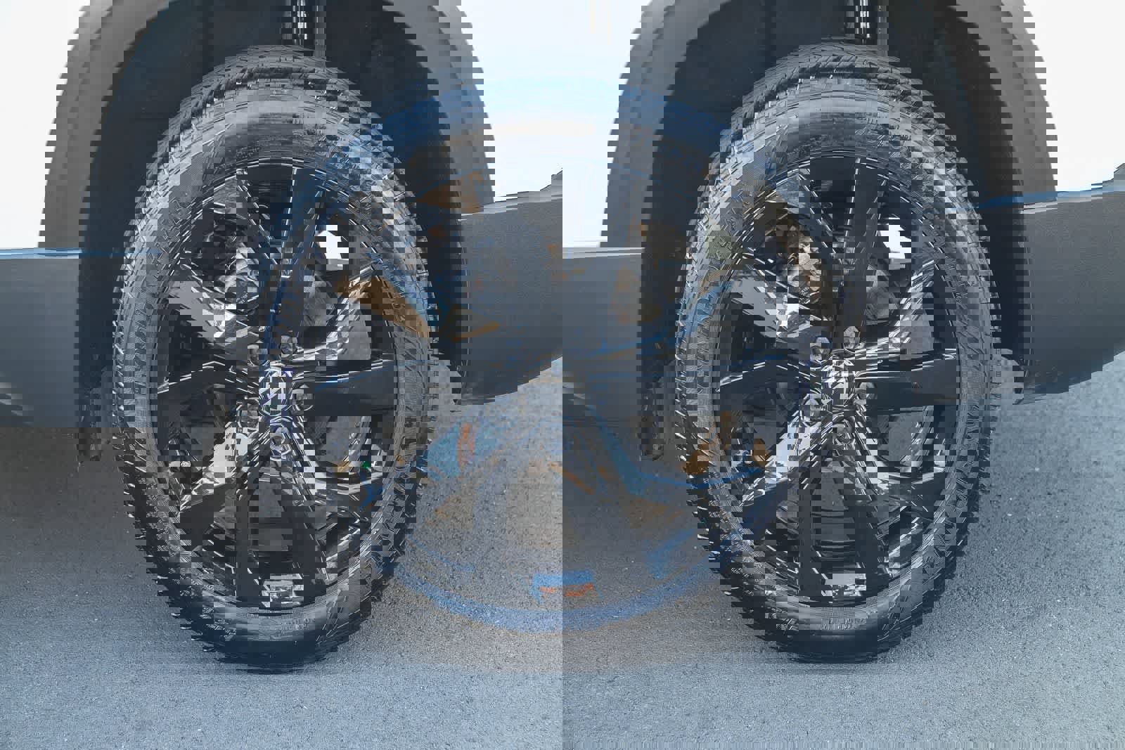 Used 2024 Volkswagen Taos SE image 10