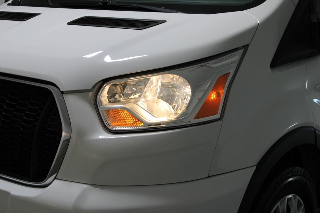 Used 2022 Ford Transit 350 XLT image 47