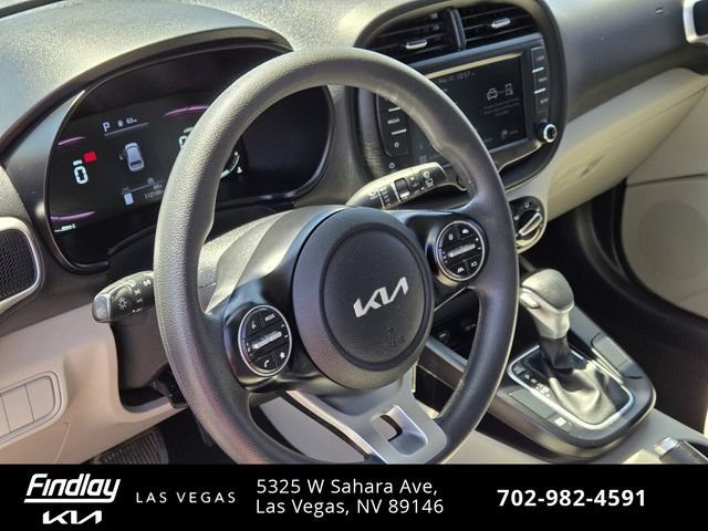 Used 2023 Kia Soul LX w/ LX Technology Package FWD image 22