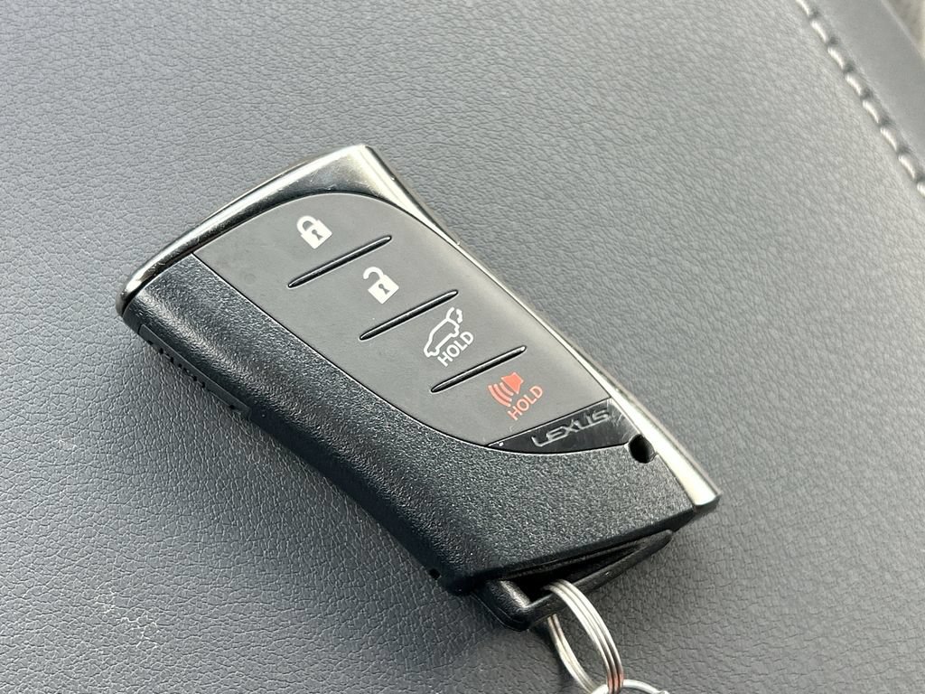 Used 2026 Lexus RX 350 Premium w/ Accessory Package (Z1) FWD image 34