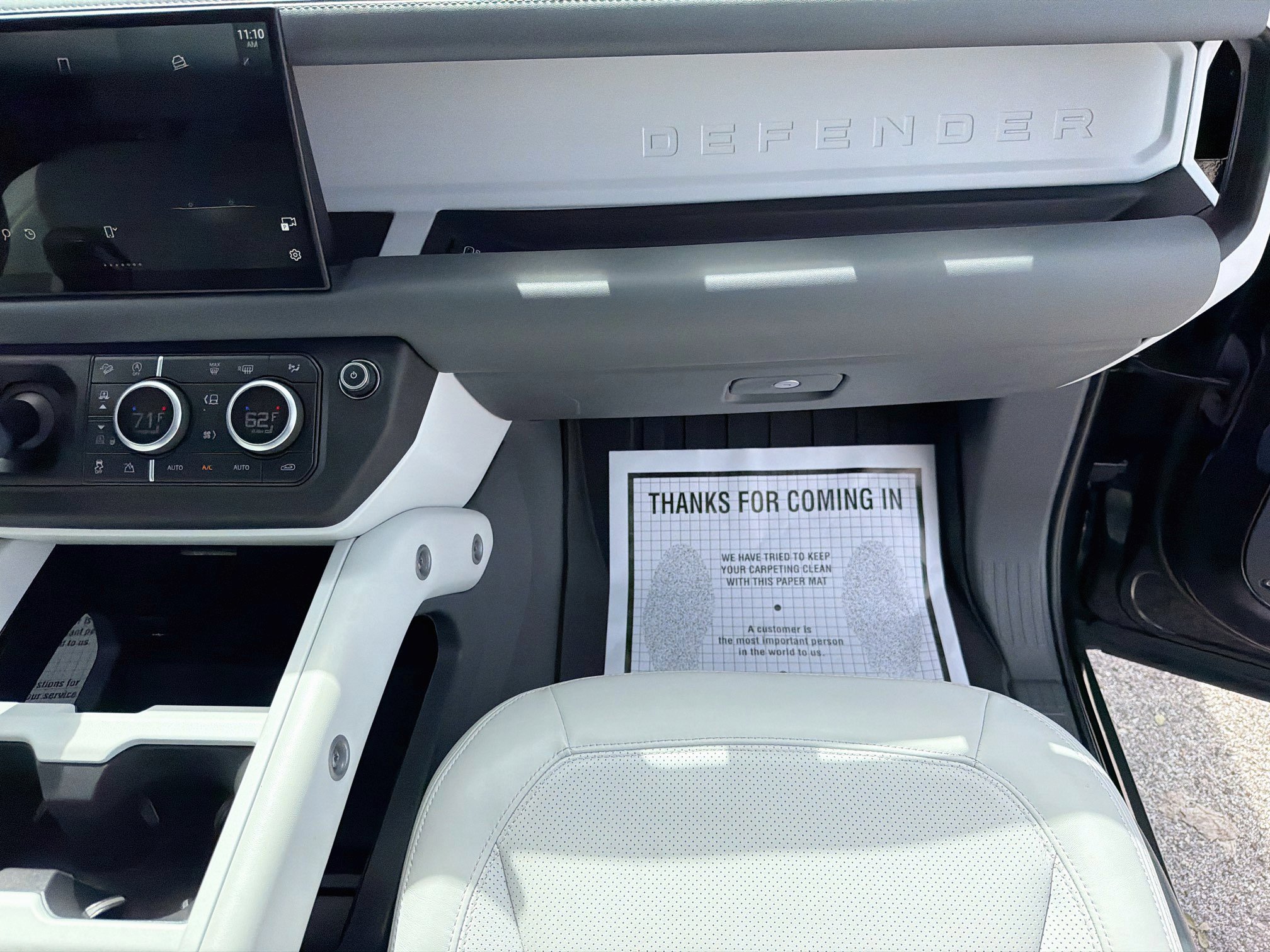Used 2025 Land Rover Defender 110 S AWD/4WD image 18