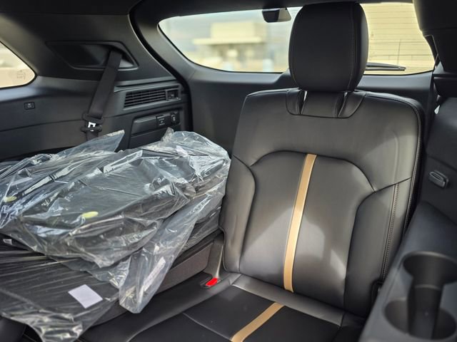 New 2026 MAZDA CX-90 Plug-In Hybrid w/ Premium Plus image 16