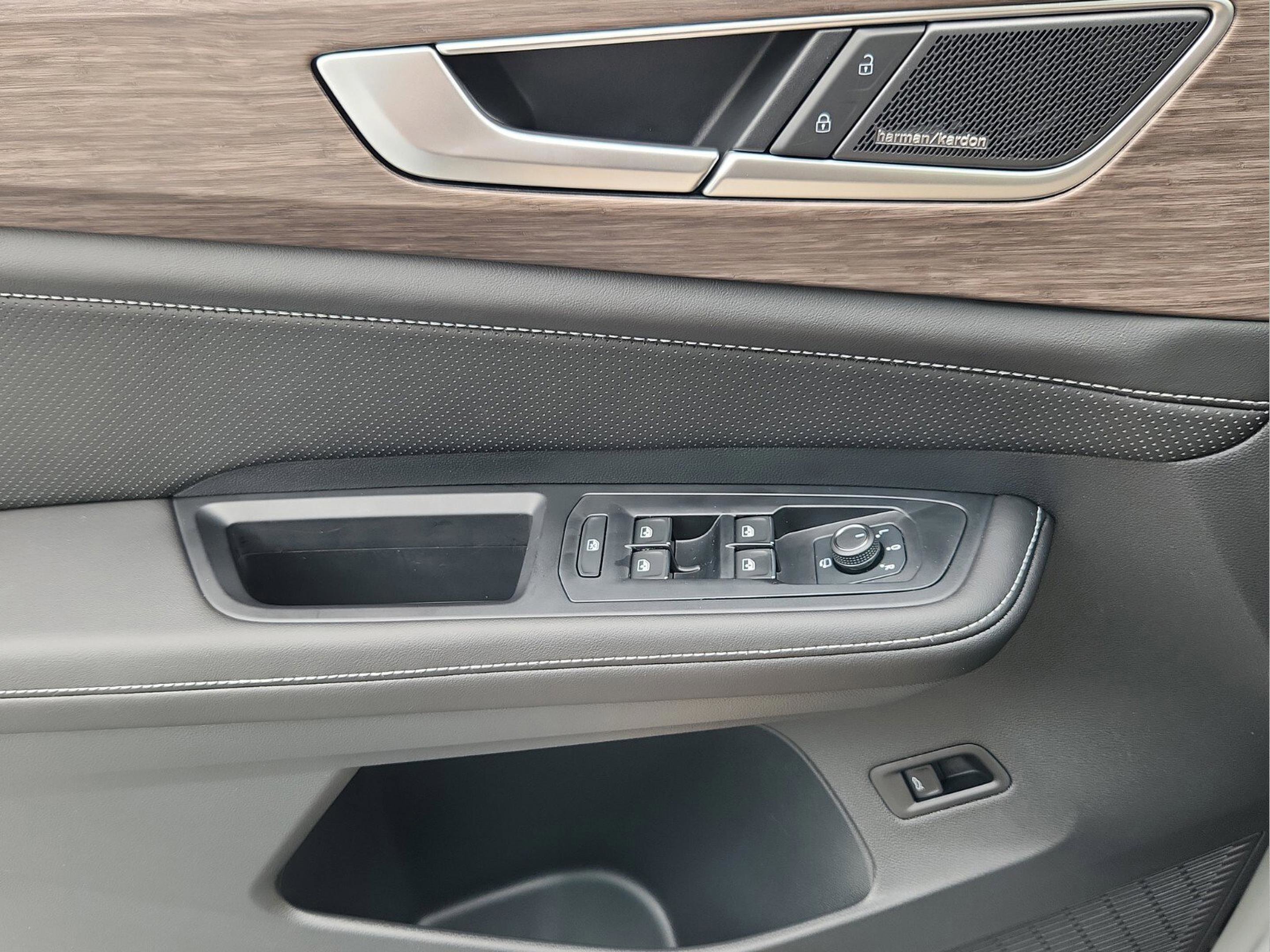 New 2026 Volkswagen Atlas SEL Premium R-Line image 25