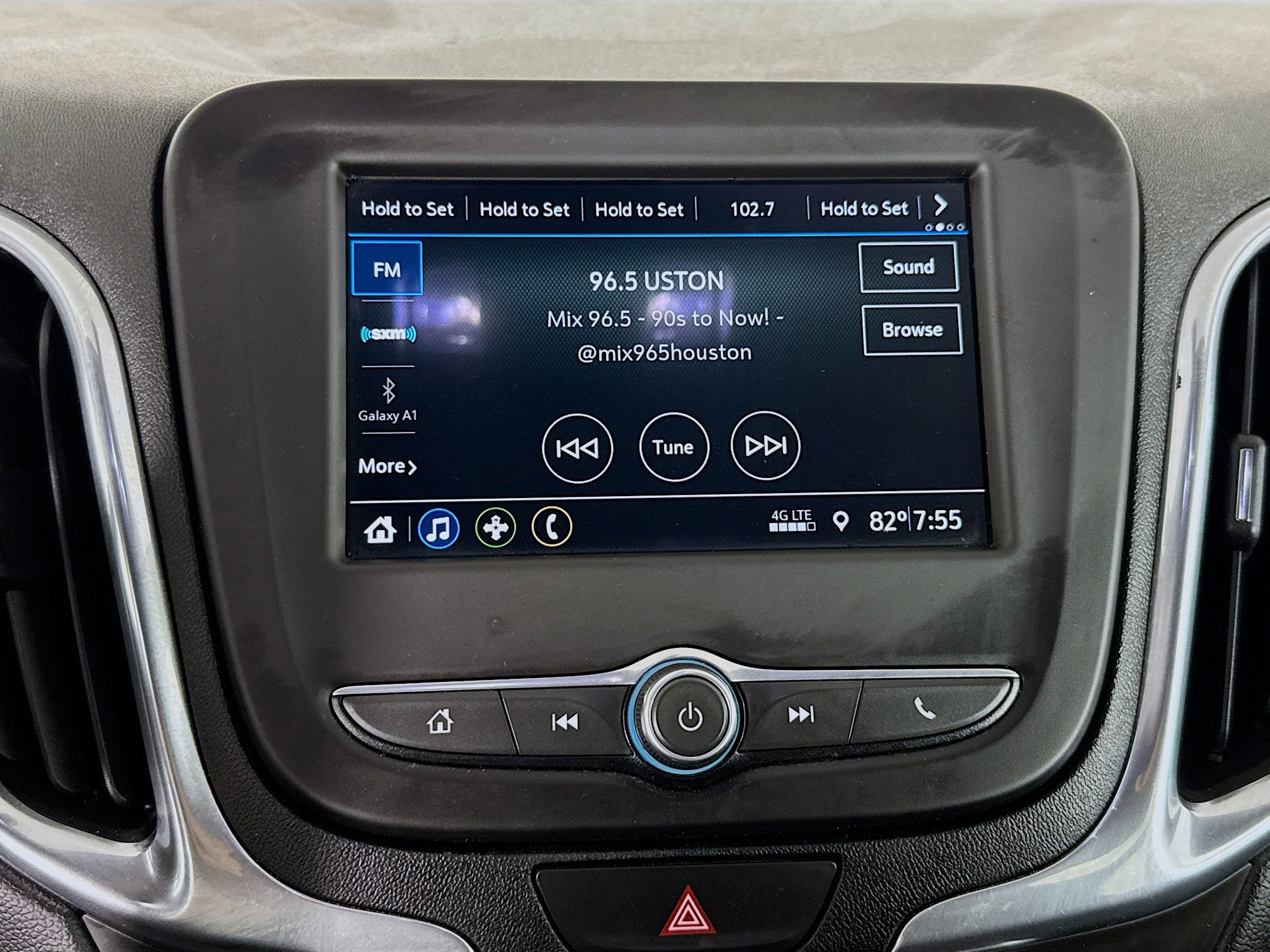 Used 2019 Chevrolet Equinox LT image 17