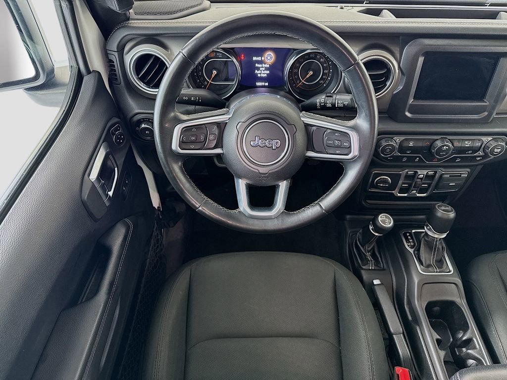 Used 2019 Jeep Wrangler Unlimited Sahara image 10