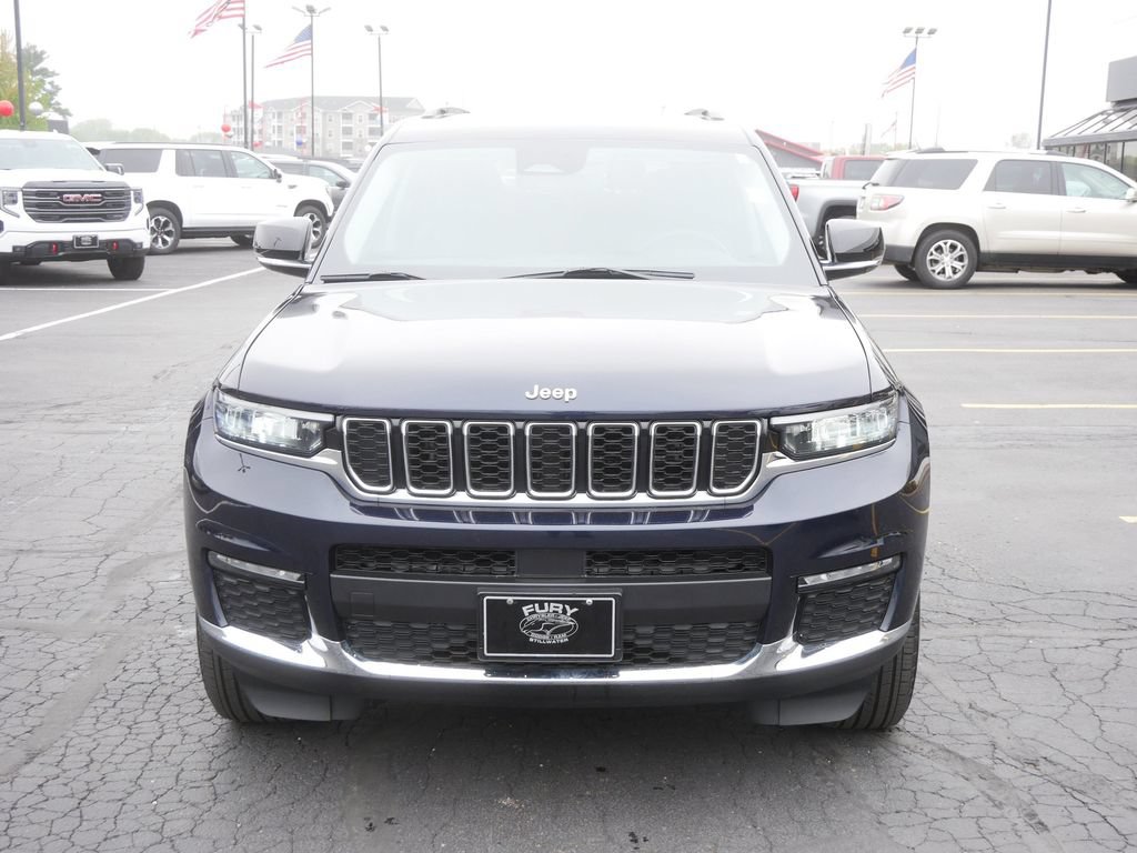 Used 2024 Jeep Grand Cherokee L Limited AWD/4WD image 6