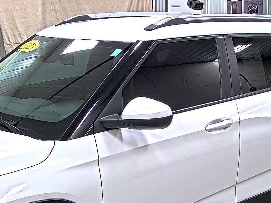 Certified 2023 Chevrolet TrailBlazer LT w/ Convenience Package FWD image 8