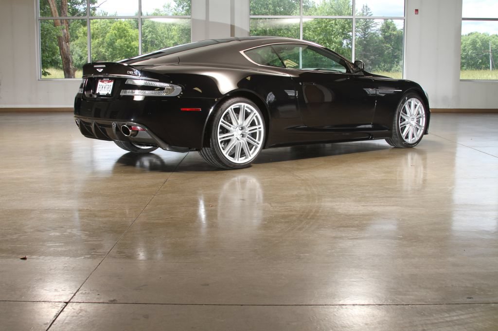 Used 2009 Aston Martin DBS Coupe RWD image 8