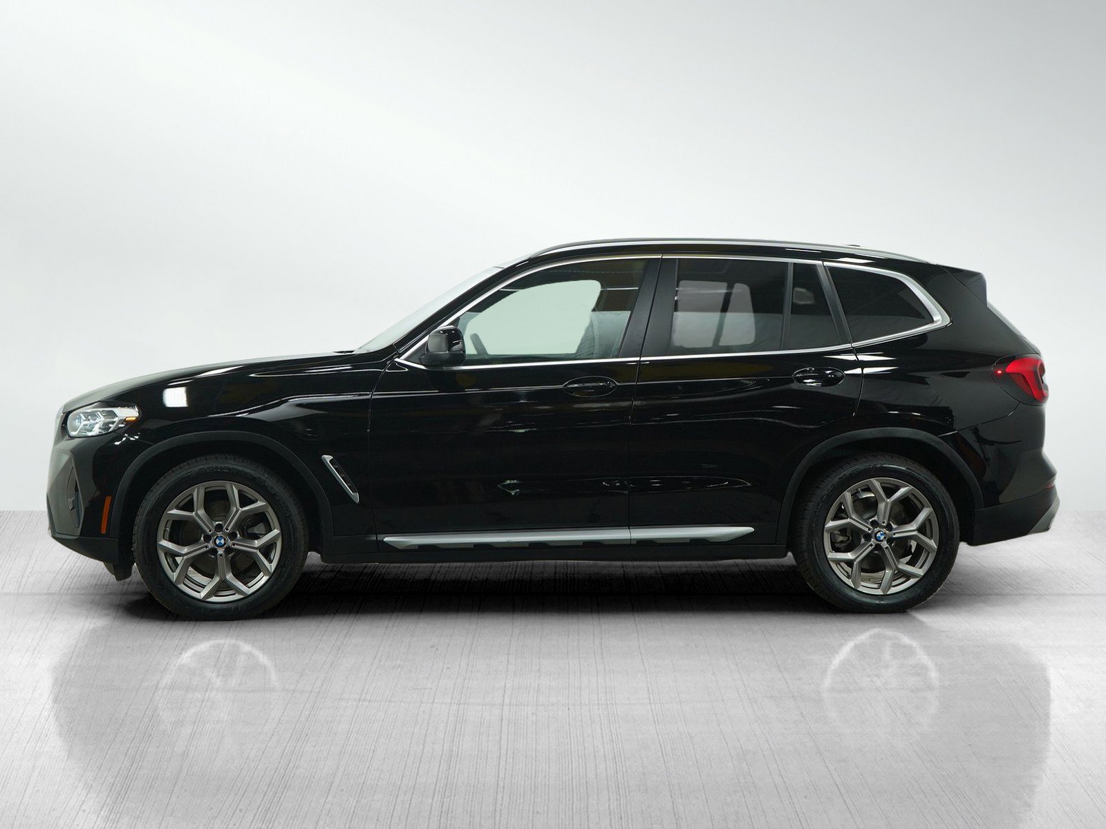 Used 2022 BMW X3 xDrive30i image 2