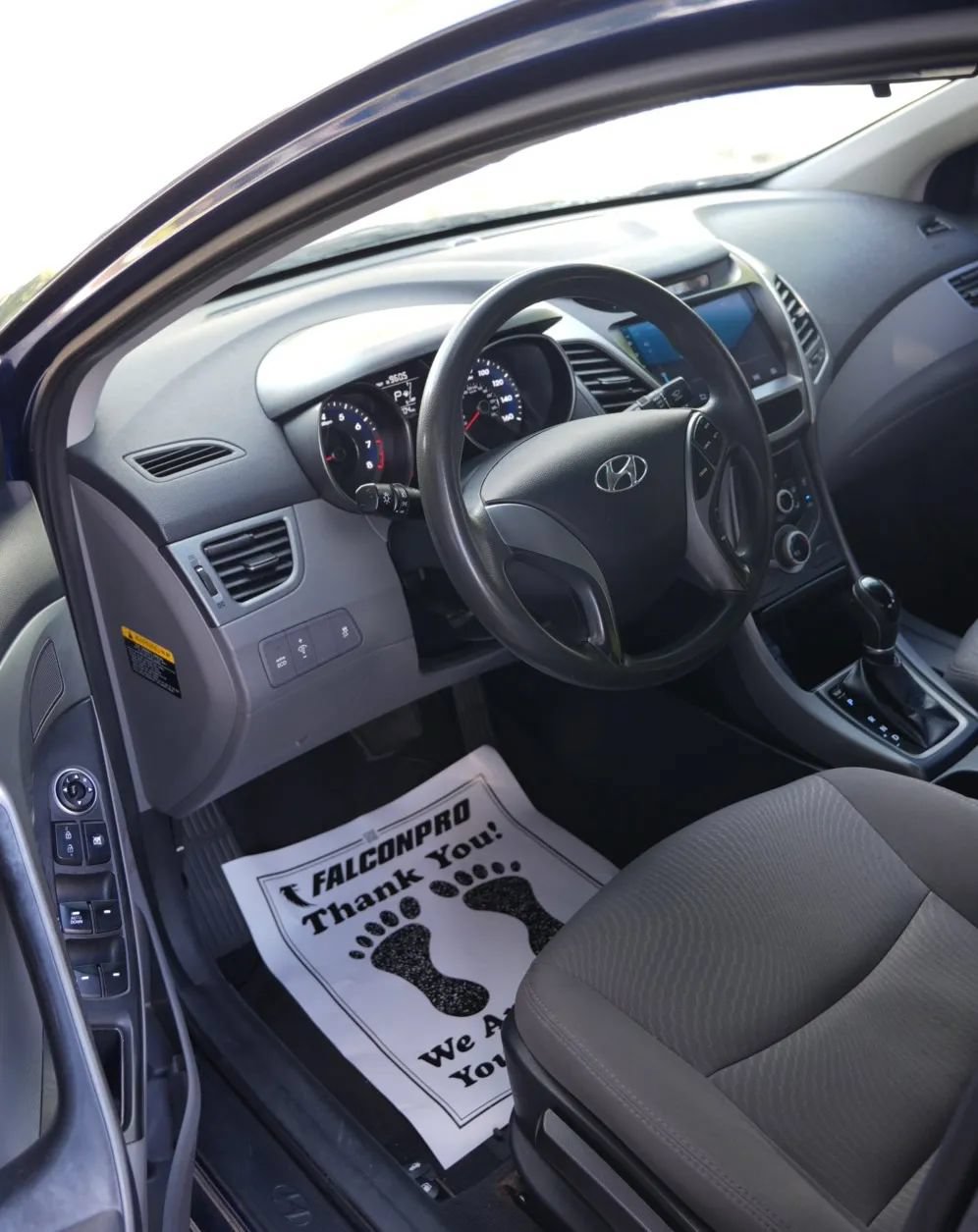 Used 2016 Hyundai Elantra SE FWD image 8