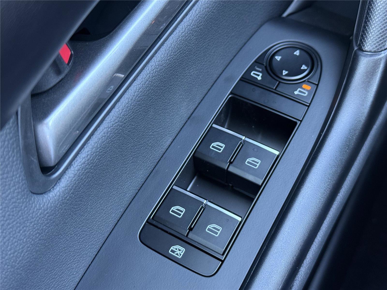 New 2026 MAZDA CX-50 AWD 2.5 Hybrid w/ Cargo Package image 24