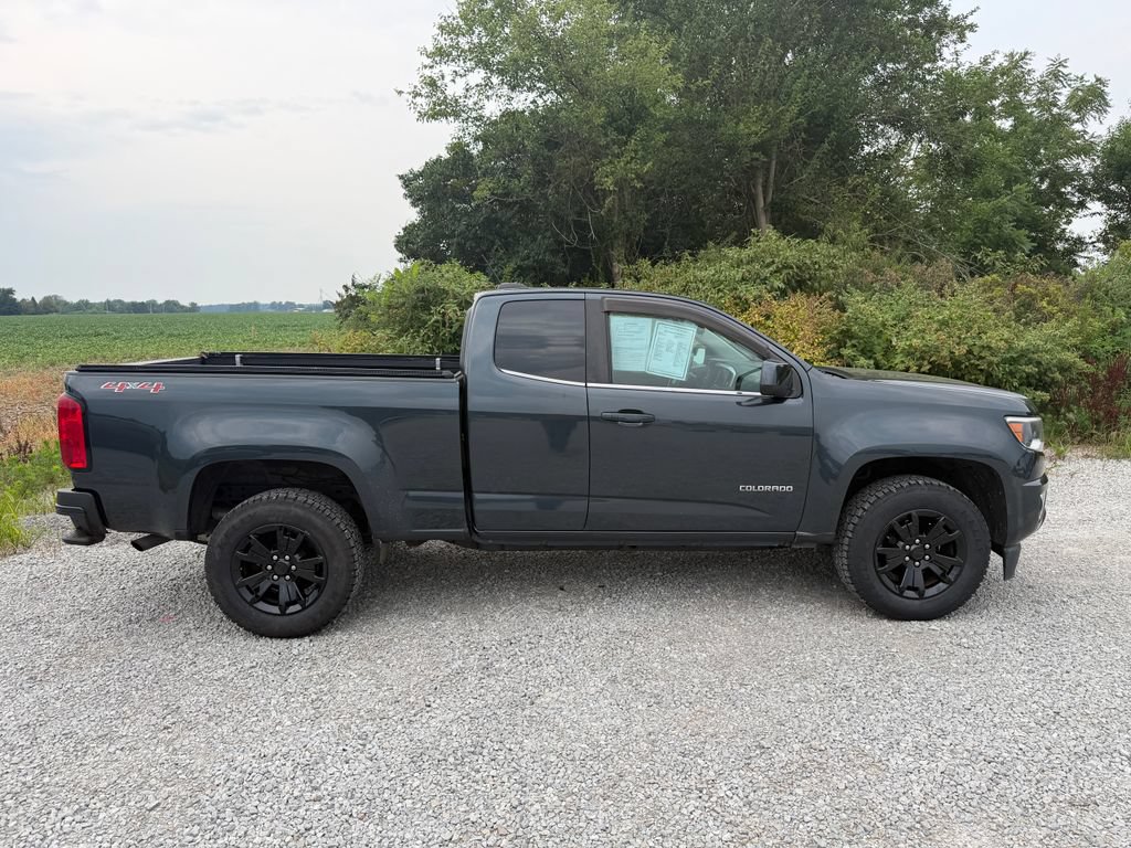 Used 2018 Chevrolet Colorado LT w/ LT Convenience Package AWD/4WD image 16
