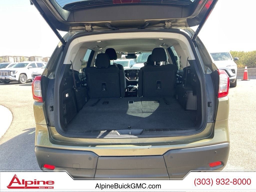 Used 2025 Subaru Ascent Premium AWD/4WD image 19