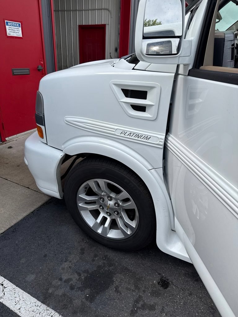 Used 2014 Chevrolet Express 1500 AWD image 51