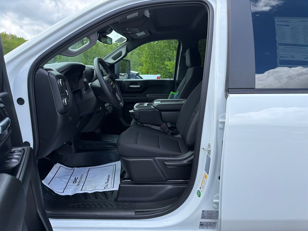 New 2026 GMC Sierra 3500 Pro AWD/4WD image 9