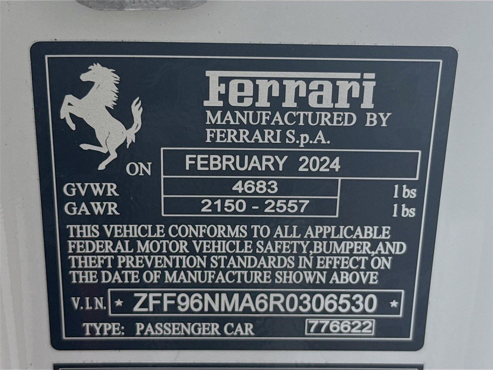 Used 2024 Ferrari SF90 Spider image 30